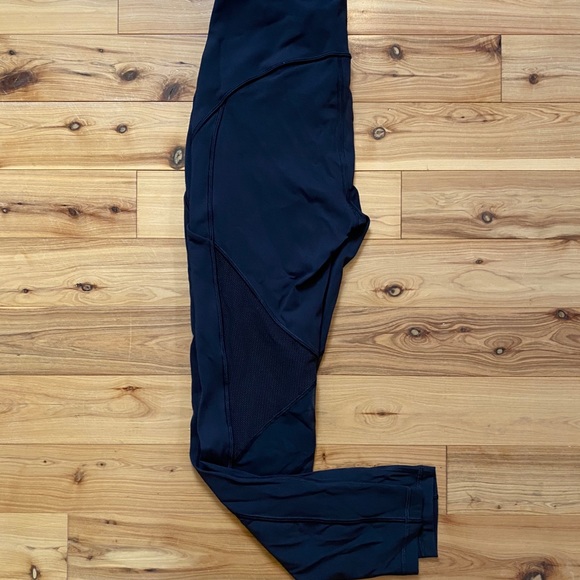 Stronger as One Tight 25” - Picture 4 of 5